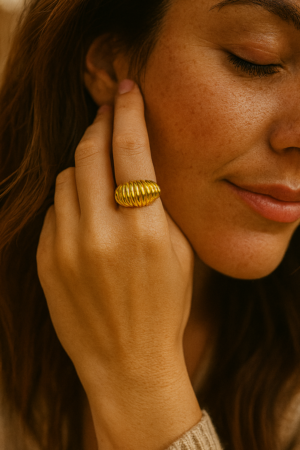 Regal Dome Gold Ring
